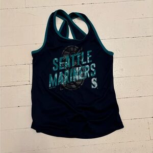 Mariners cross back tank